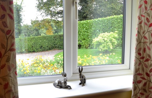 Bladon Cottage | Manse Cottage in Bladon, Woodstock nr Blenheim Palace and Oxford