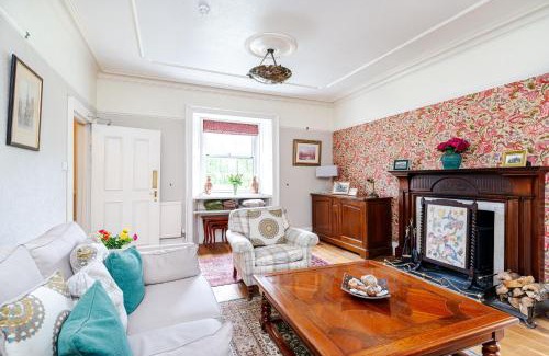 Lochearnhead House | Mansewood Country House