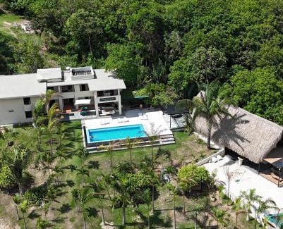 Prado Hotel | Mansion del Lago - Hotel Prado