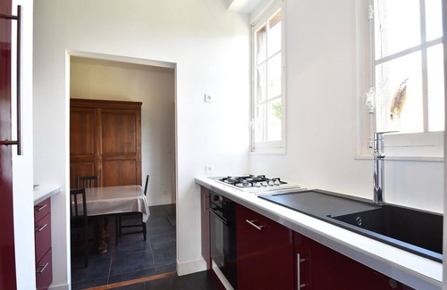 Pays-de-Belves Villa | Mansion in Belvès with Private Pool