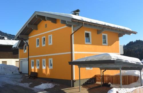 Goldegg House | Mansion in Goldegg near Ski Lift
