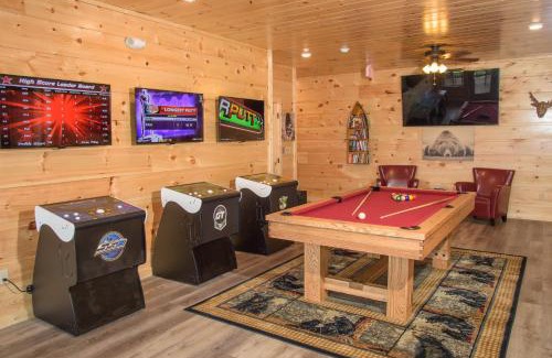 Chalet Village North House | Mansion In The Sky Cabin