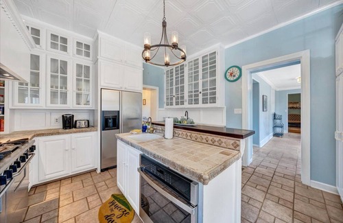 Danville House | Mansion on Main | Danville Vacation Rental
