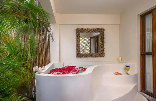 Soliman Bay Hotel | Mantaray Tulum
