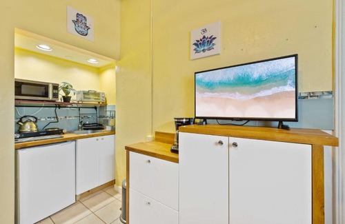 Bayshore Apartment | Mantell Plaza Apartments
