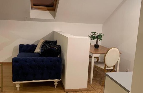Mantes-la-Ville Apartment | Mantes home