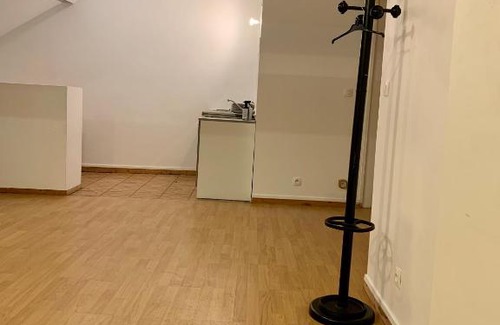Mantes-la-Ville Apartment | Mantes home