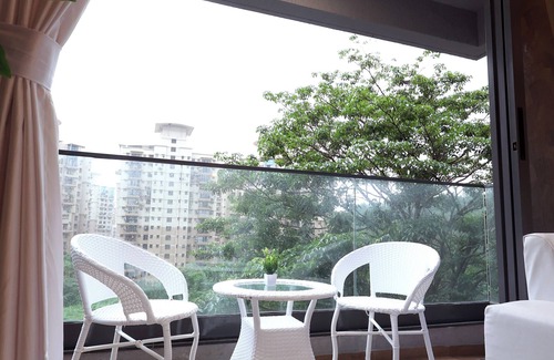 Vile Parle Apartment | Mantique 3 Bedroom apartment in andheri