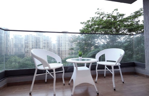 Vile Parle Apartment | Mantique 3 Bedroom apartment in andheri