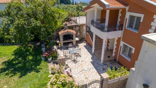 Dobra Voda House | Mantra HOME