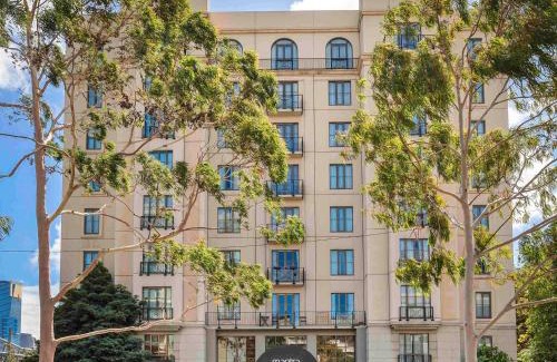 Melbourne Apartment | Mantra on Jolimont Melbourne