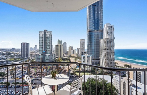 Surfers Paradise Apartment | Mantra On View 18th Floor Beachside With Spa