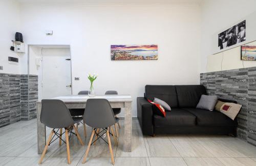 Naples City Centre Apartment | Manu Family House