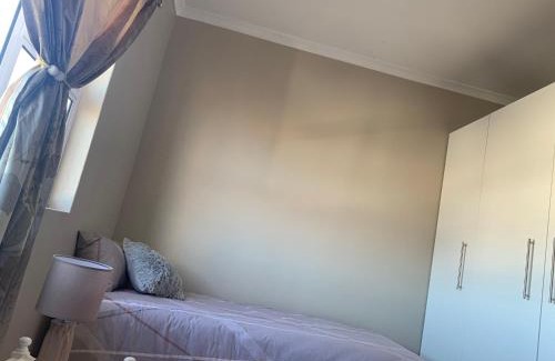 Cape Town Apartment | manu'z