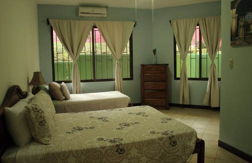Valle Pura Vida House | Manuel Antonio's Perfect Rental Home for your Vacation