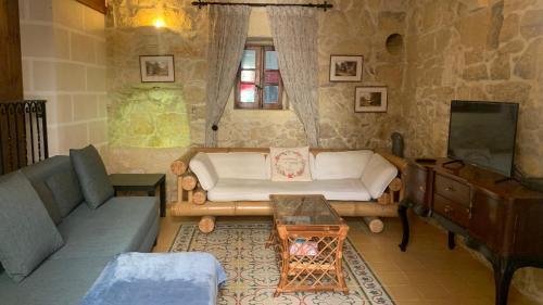 Kercem House | Manuel's Farmhouse