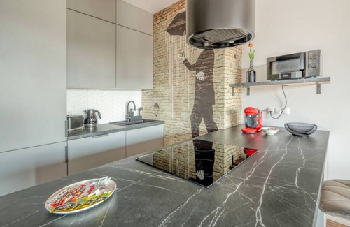 Baluty Apartment | Manufaktura Suites - Parking, Balcony, Nature View by Rentujemy
