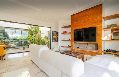 Tassoultante House | Manzal Vista