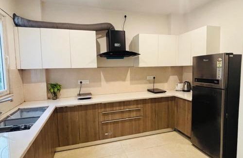Bullawala Apartment | Manzar- A Scenic Escape - 3BHK With Terrace