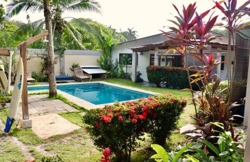 Carmen Apartment | Maoritsio Garden Studios