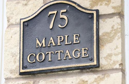 Broadway House | Maple Cottage