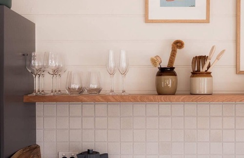 Hobart Central Business District House | Maple House - Charming family cottage in Sandy Bay