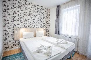 Corvin negyed Apartment | Maple Tree Budget Apartments