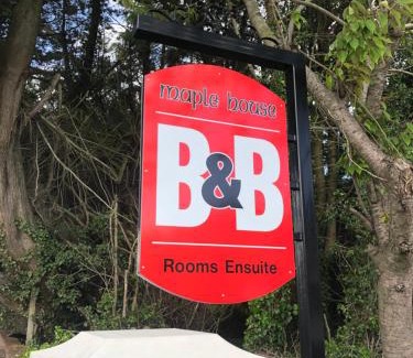 Drogheda Bed & Breakfast | MapleHouse B&B