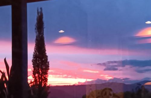 Mapleton Bed & Breakfast | Mapleton Peaceful Provence BnB