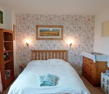 Corton Bed & Breakfast | Mapperton Barn House B&B Nr Stourhead & Longleat