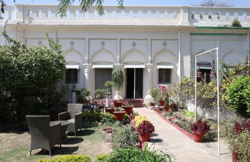 Mohangarh Bed & Breakfast | Maqbara 27