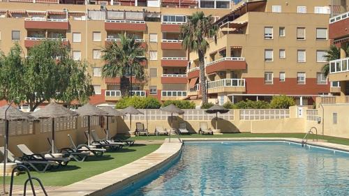 Roquetas de Mar Apartment | MAR AZUL Playa y Piscina 80 metros de la playa
