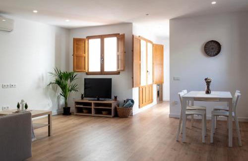 Ahin Apartment | Mar de fonts ain