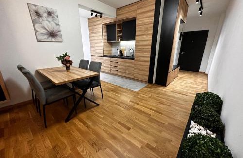City Center Apartment | MAR Residence 14