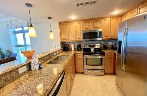Ocean Drive Condo | Mar Vista Grande Condo,4BR/Penthouse.southern side oceanview, N. Myrtle Beach