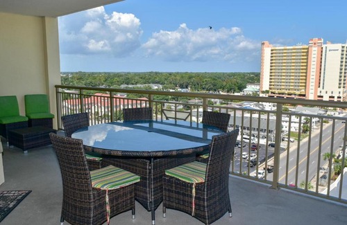Ocean Drive Apartment | Mar Vista Grande 1102 condo