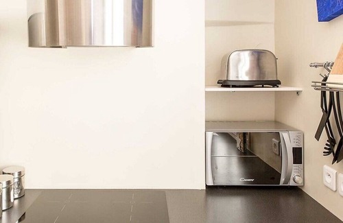 3rd Arrondissement Apartment | Marais/Pompidou (Portefoin) ID 233