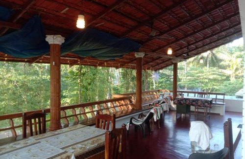 Alappuzha House | 'Marari Johns Homestay' Mararikulam, Alappuzha
