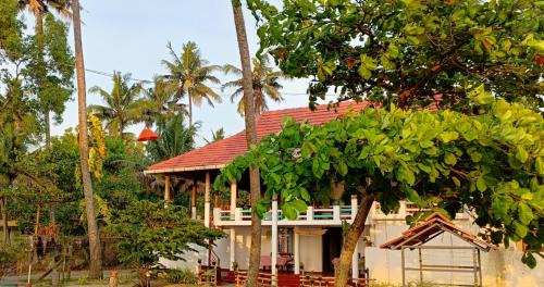 Mararikulam House | Marari Praise Beachfront Homestay