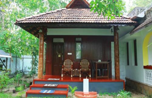Mararikulam Bed & Breakfast | Marari Umapathi Beach Villa