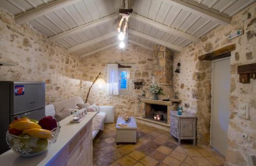 Marathias House | Marathia Cottages Zakynthos