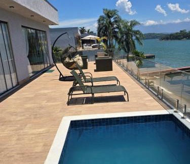 Ponta do Sape House | Maravilhosa casa linear 5 suítes em Angra