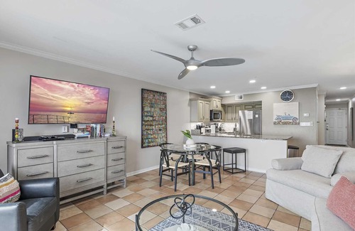Miramar Beach Condo | Maravilla 2312 1 Bedroom/2 Bath Gulf Front
