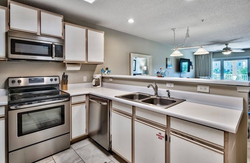 Miramar Beach Condo | Maravilla Resort Condo - Great View & Pet Friendly!