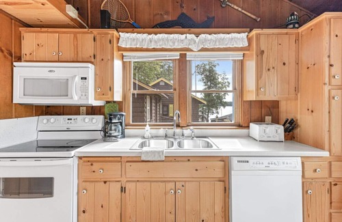 Brill Condo | Marawaraden Summary: