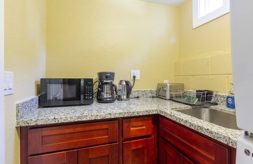 Northside Condo | @ Marbella Lane - 2BR LwrLvl | DTWN SJ | Ldry + P