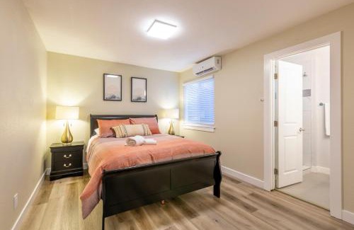 Willow Glen House | @ Marbella Lane 6BR Duplex in Downtown San Jose
