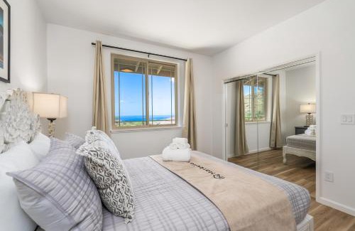 Makaha Valley House | @Marbella Lane - 7BR home w/Mountain+Ocean Views