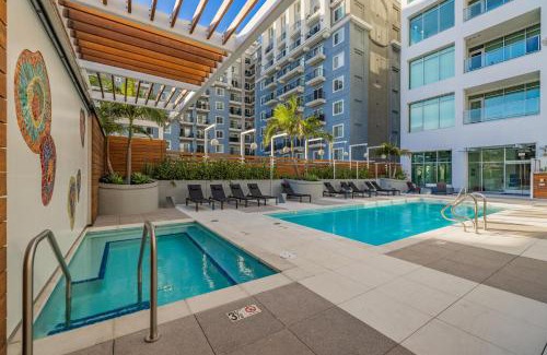Waterfront Apartment | @ Marbella Lane - Aesthetic 2BR w/Ocean views
