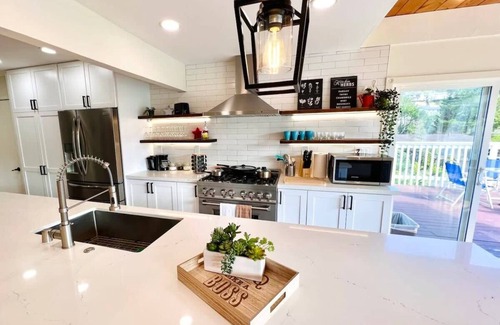 Park Pacifica House | @ Marbella Lane - Elegant Home in Pacifica